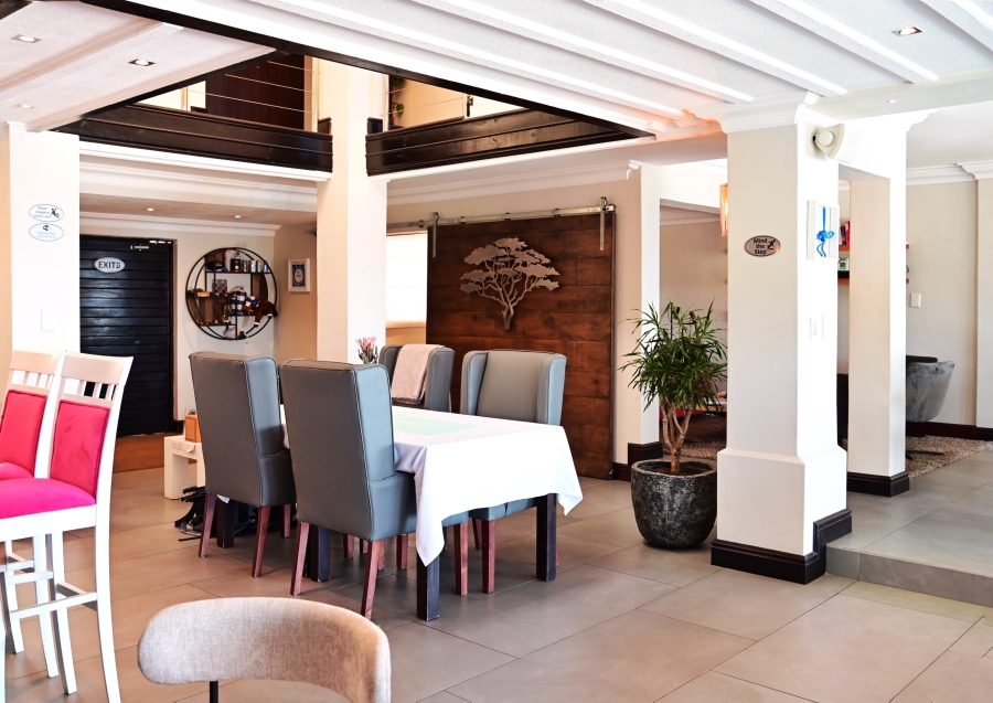 9 Bedroom Property for Sale in The Heads Western Cape
